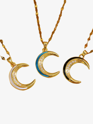 Luxurious Crescent Moon Pendant Necklace